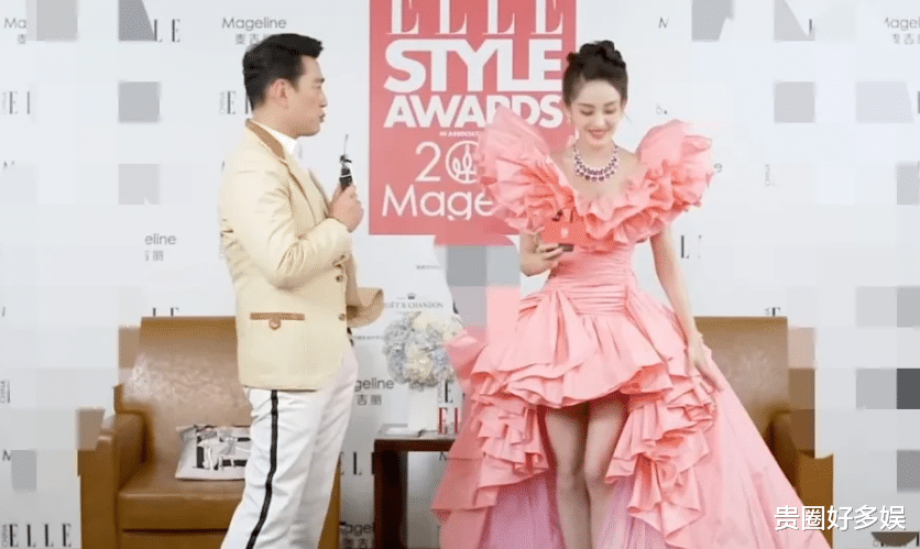 迪丽热巴|女星走红毯造型和妆容很重要，看看迪丽热巴和唐嫣，用力过猛翻车了