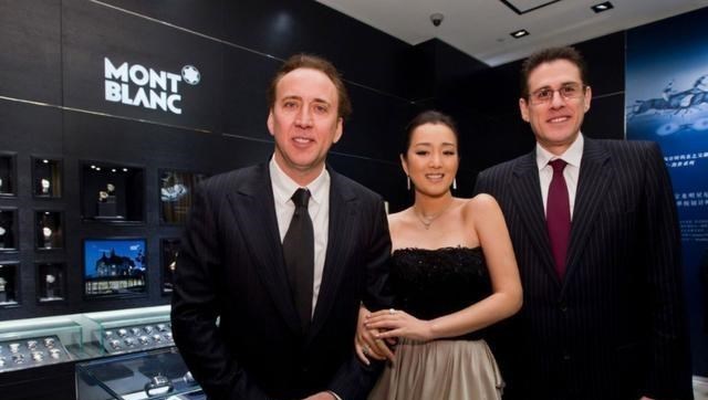 酒吧|57岁影帝破产了，离婚4次并花光10亿，被当作流浪汉赶出酒吧