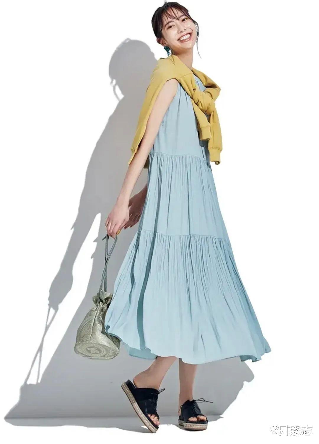 日系志|肚子肉肉的人,买夏装要选对“4个元素+1个版型”