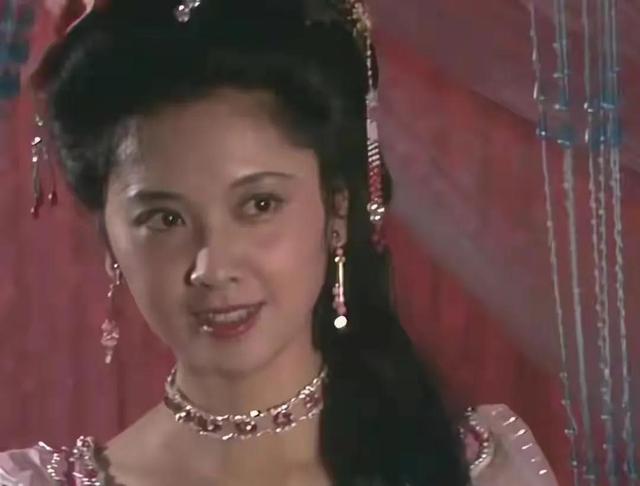 陈红|尖嘴猴腮别硬吹神颜，9位女星告诉你，古典美人从来都是珠圆玉润