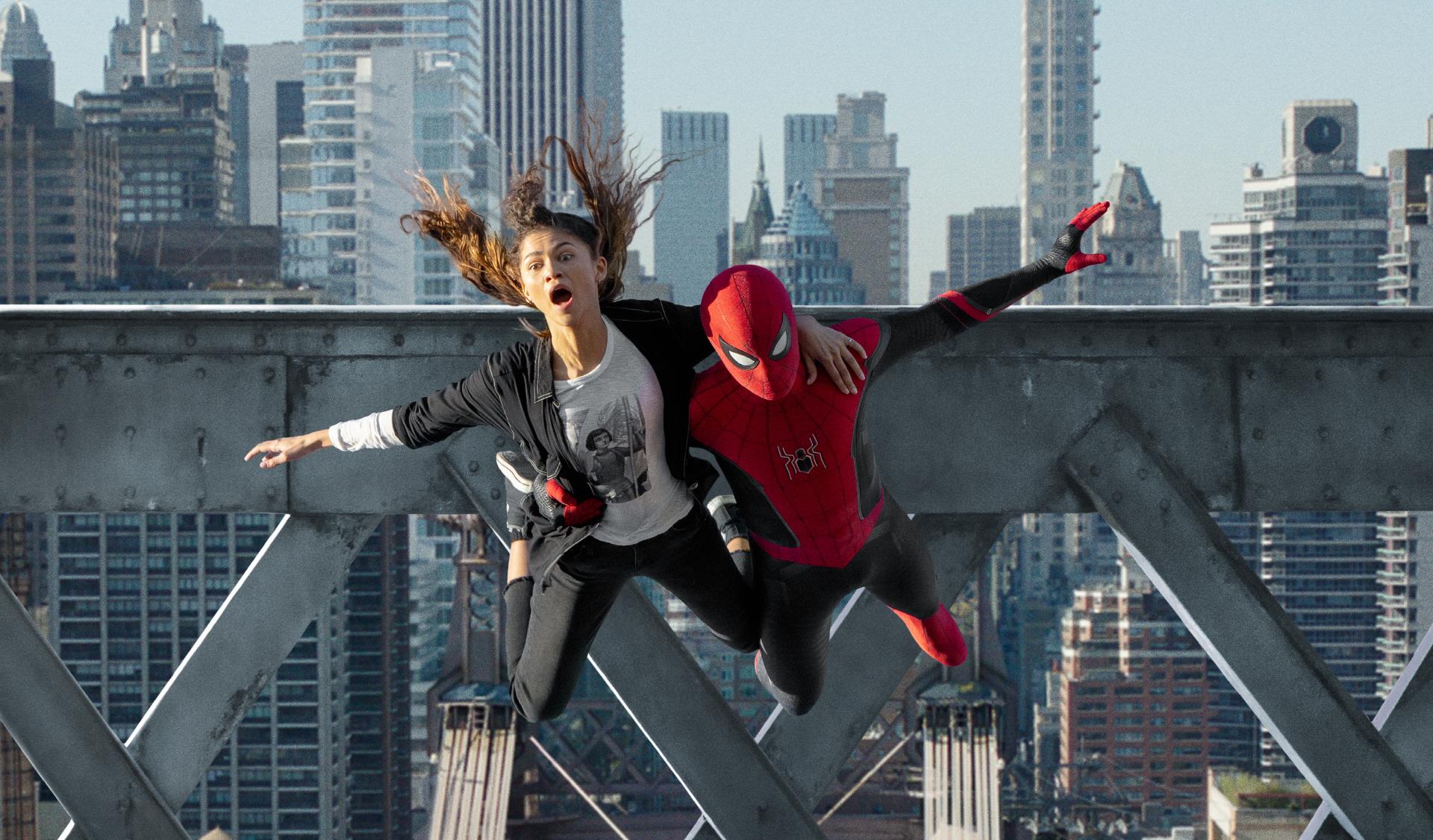 漫威|现阶段漫威第一女神出现在《蜘蛛侠：英雄无档》片尾彩蛋