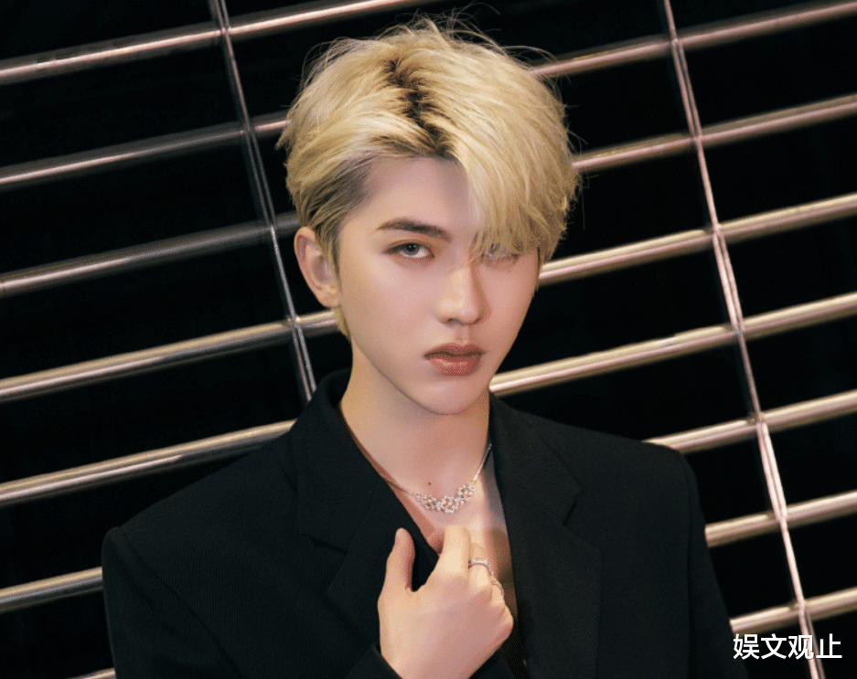 央视|蔡徐坤采访视频火了，央视的“照妖镜”下，这颜值真让人不敢信