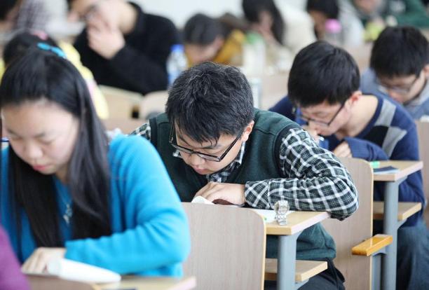 招聘|除了公务员，今年还有三个铁饭碗工作可以考，清明节后开始报名！