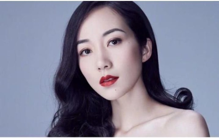 韩雪|她是圈中“不敢惹”的女星，出道21年从不接吻戏，坐拥3亿豪宅