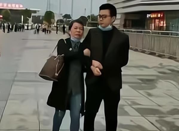 错换人生真相指日可待,博士吴江南走访许敏,并公开为此事发声