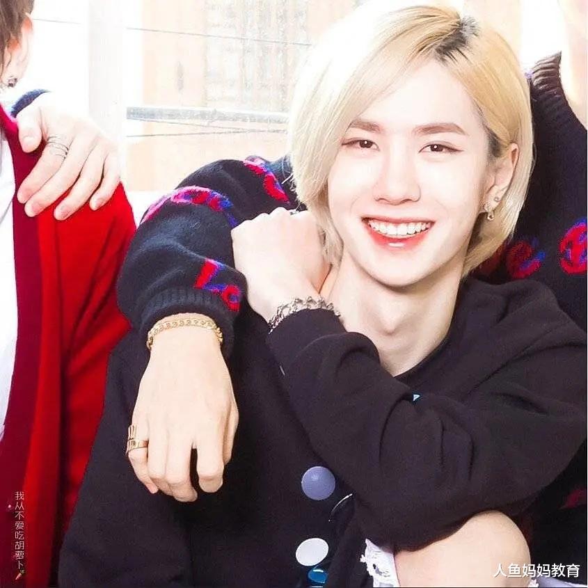 王一博|王一博的成名史：从偶像“白牡丹”到顶尖流量王，他太牛了！