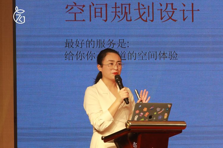 90后留美硕士创业选择整理收纳行业