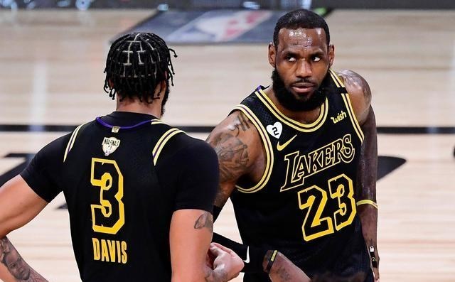 湖人队 5换2!湖人酝酿大交易,进退自如下将会改变NBA冠军走势