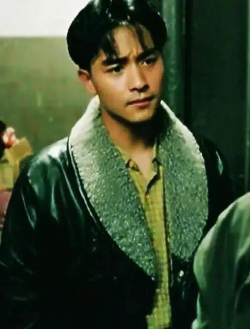 张国荣|18年前，张国荣从24楼一跃而下，却藏着太多秘密