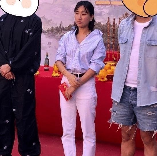 斯嘉丽|39岁马苏“真人”长啥样？看到素颜的她，网友：也就算个普通人吧