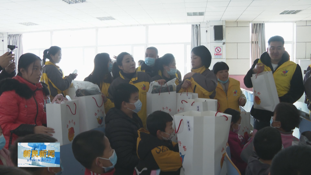 新民快报 团市委：关爱未成年人，守护幸福童年