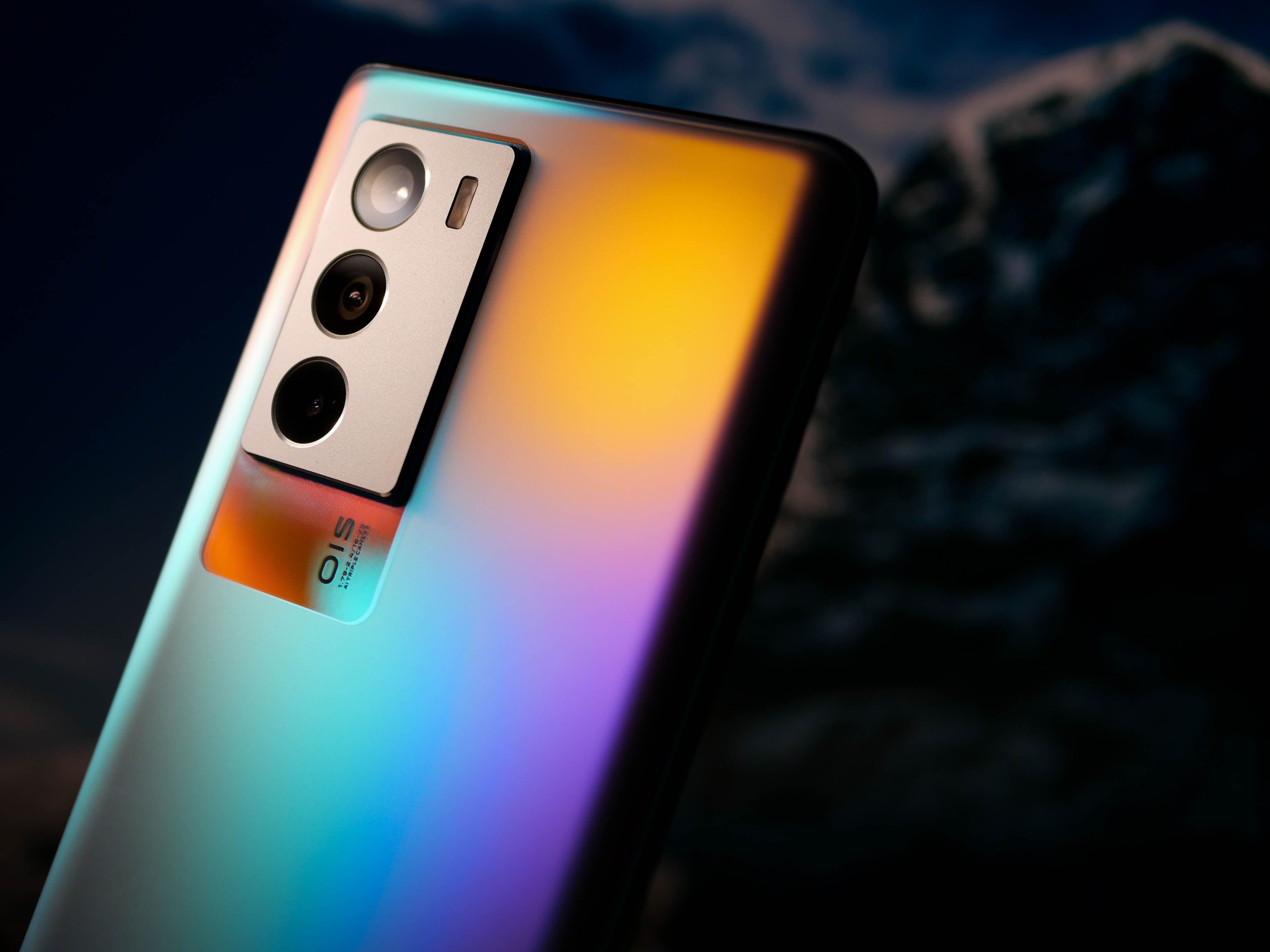 汽车|漂亮得不像话！iQOO Neo5S「日落峡谷」开箱