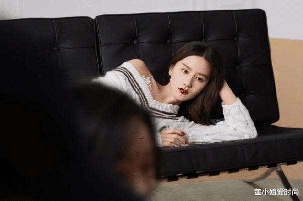 刘诗诗|刘诗诗好美啊，复古造型好优雅，真的太羡慕了