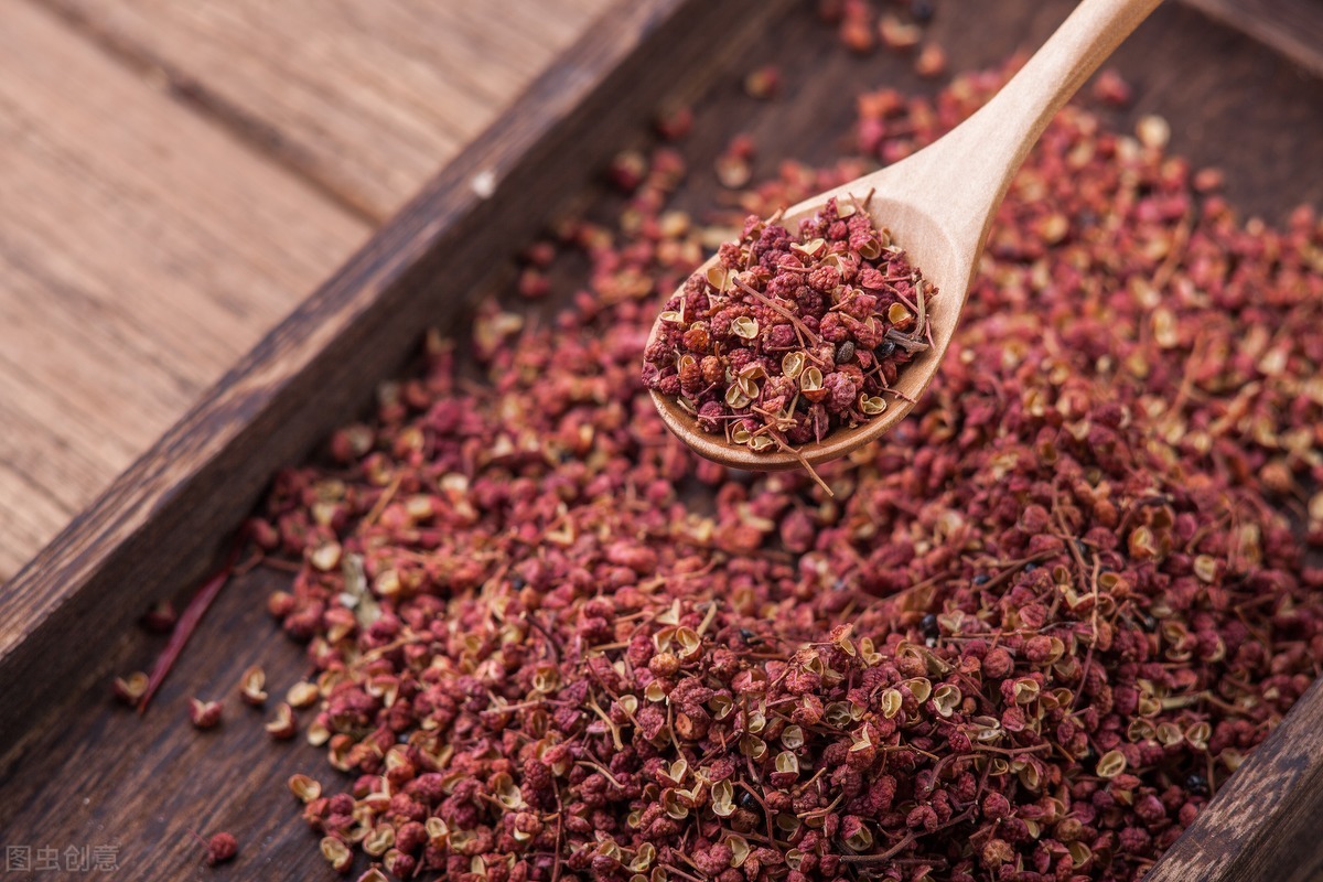 脾胃|一把花椒胜过百副药,膝盖不疼了,积液也消了,滑膜炎不攻自破