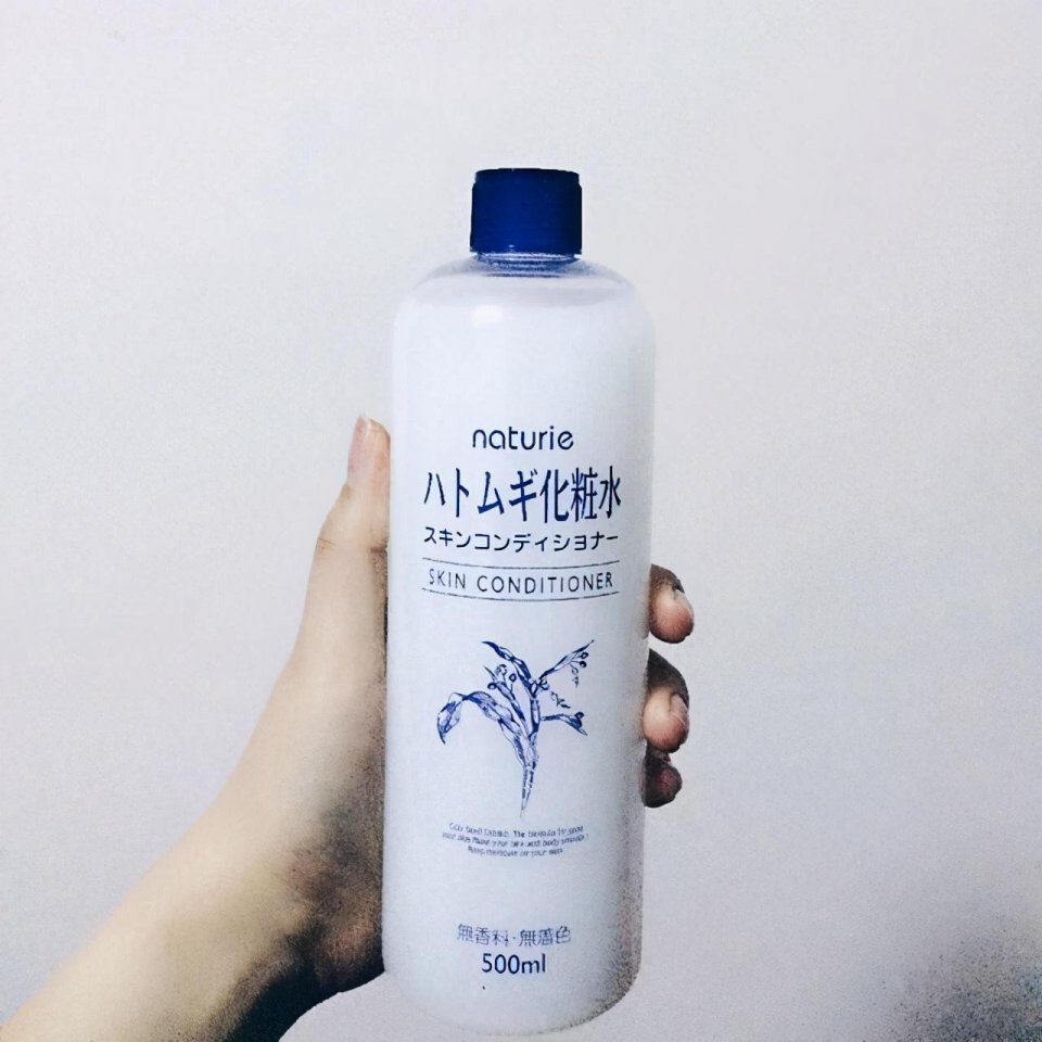 爽肤水 秋冬的爽肤水推荐:这些爽肤水美白补水提亮肤色,都是实力好评