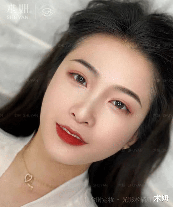 术妍|洗眉洗了一次为什么从红色变成了灰蓝色？