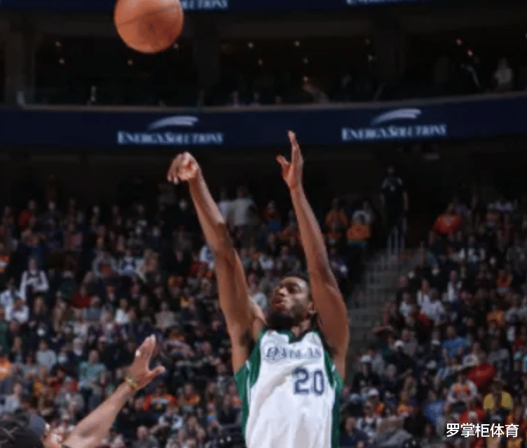 独行侠|阔别NBA2年首秀还能轰18+5！31岁老将仍能一战，独行侠签他真没错