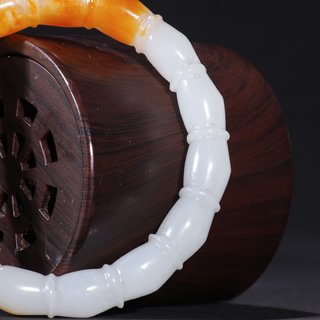 |旧藏-和田白玉籽料「节节高升」手镯