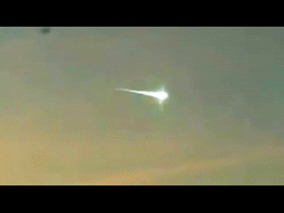 小行星|人类是被圈养的吗？车里雅宾斯克小行星爆炸，高智慧生物出手了？