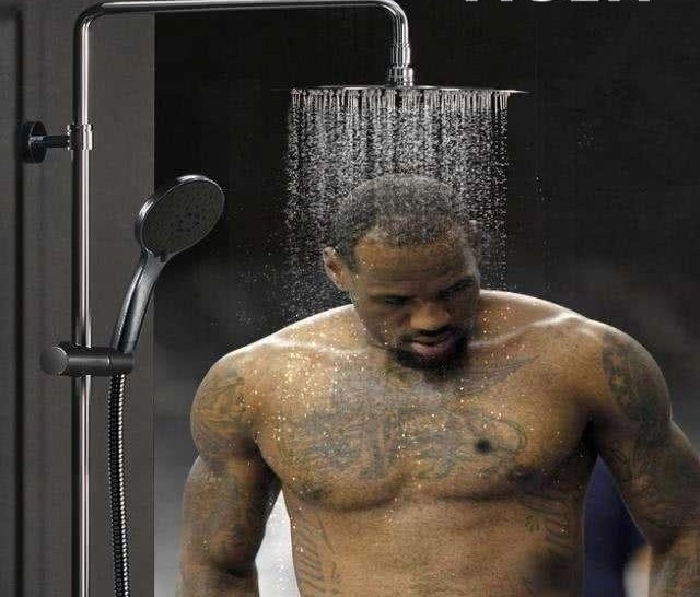 蒂姆·邓肯|揭秘NBA球星体臭多难闻？邓肯熏臭球馆，比赛前要用香水和除臭剂