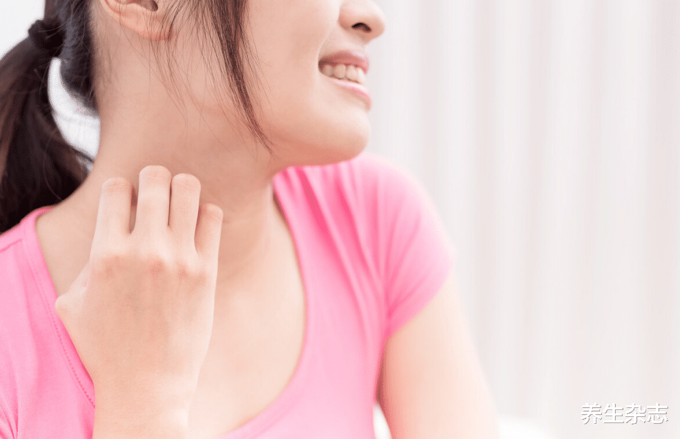 医生|32岁女子皮肤发痒，2个月后确诊肝癌，医生：身体2处发痒，尽早检查肝