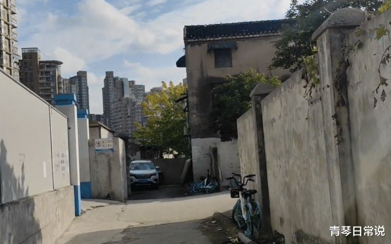青琴日常说 上海“倔强”的钉子户，当初“非1个亿不拆”，如今被工地包围