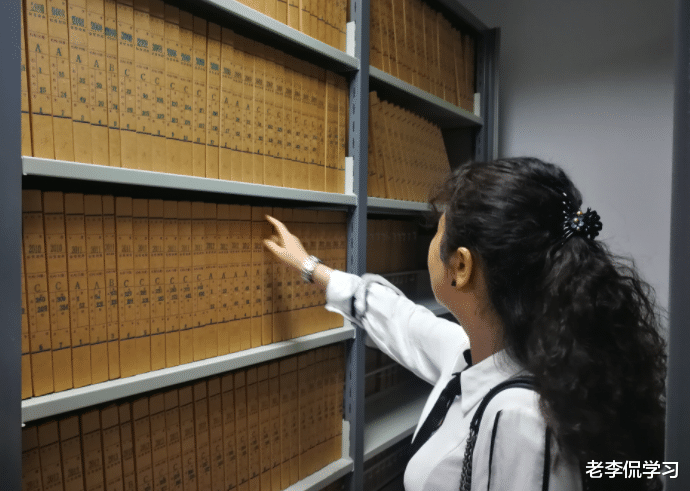 老李侃学习|档案对学生的重要性,大学生要重视,否则变成“黑户”