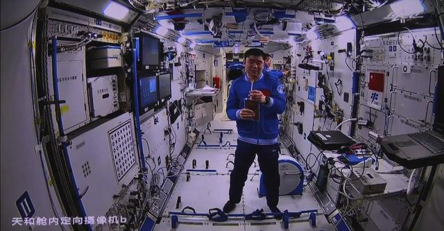 刘伯明 航天员刘伯明的一番话，让主持人直呼“诗人”