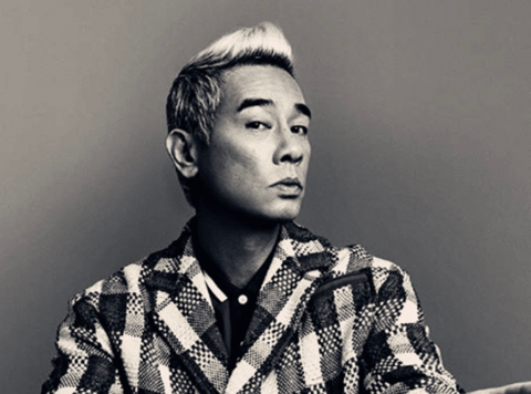 贾静雯|陈小春：三千块卖了弟弟，是他一辈子的痛，如今身家上亿也找不回