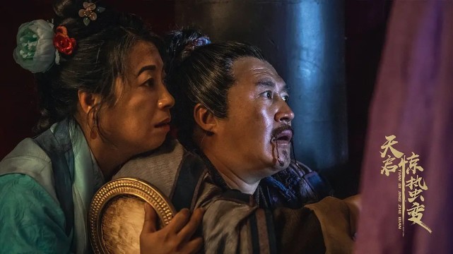 李子柒|《天启惊蛰变》上映，天灾异变虫奴袭城，杜奕衡演绎古装版釜山行