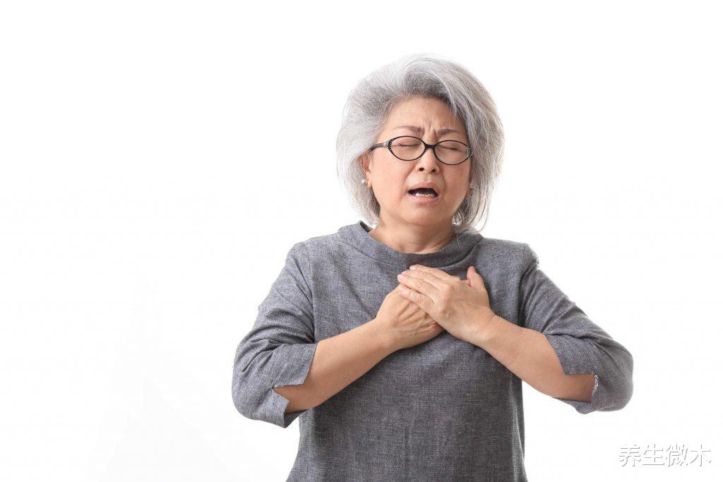 疾病|气短是什么病的征兆?医生:当心这种病找上门来
