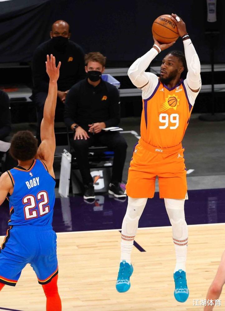 克勞德|記住他吧，NBA頭號(hào)“偽3D”，即使刷出3個(gè)第一，也別給千萬(wàn)高薪