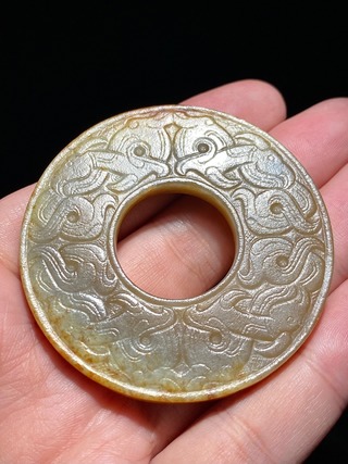 和田玉籽料|明 和田玉籽料 凤纹 玉璧 挂件