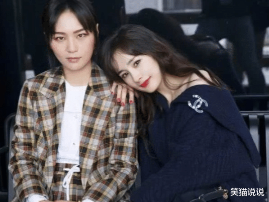 杨幂|杨幂晒照迎新年：化妆间比V好酷飒，与周笔畅搂抱好有爱，神仙友谊羡煞旁人！