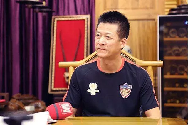 孙宇晨|从帮王思聪还1.5亿债到1050万美元买微信头像，他终于活成了大师