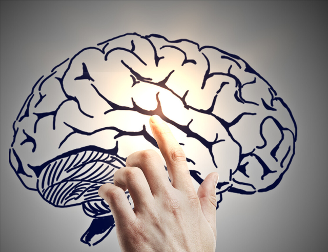 情窦初开的青春|心理学:总是沉浸在幻想中,不愿落于现实,该怎么办