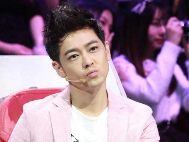 王一博|以为是长辈,其实是同龄人的10对明星,看到王一博这对:懵了