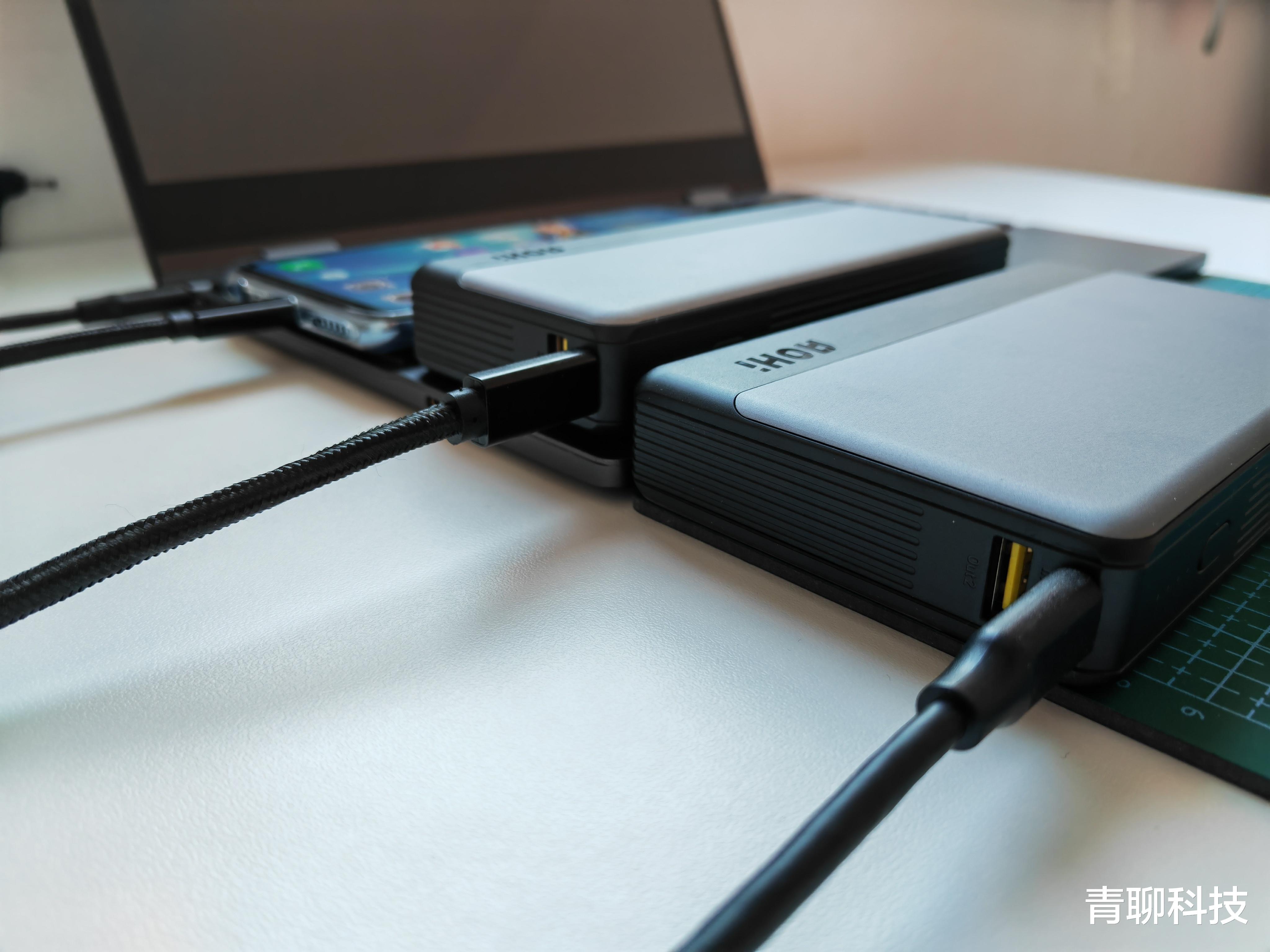 移动电源|移动电源的航母——AOHI30000毫安100WPD移动电源体验分享