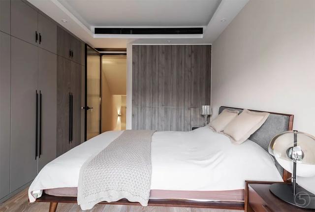 280㎡现代简约,简单朴素的空间,精致文艺的装饰,满屋轻松惬意