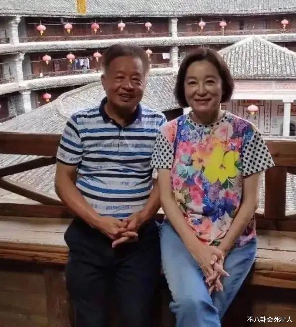 邱淑贞|10位自然衰老的中老年女星，皮肤松弛满面皱纹，但比整容脸舒服