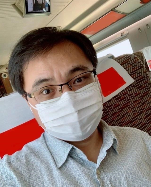 胡小小乖|德云社王昊悦与队友返回北京，却未见高峰身影，网友：你师傅呢