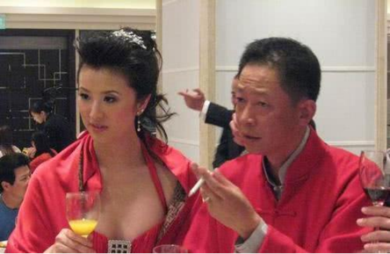 王志文|6任前女友个个貌美，42岁再娶34岁亿万富婆，王志文到底有啥魅力