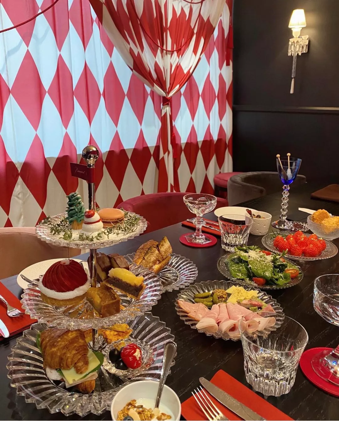 韩艺瑟|不理会外界质疑，见家长公开恩爱：她真的好爱他！