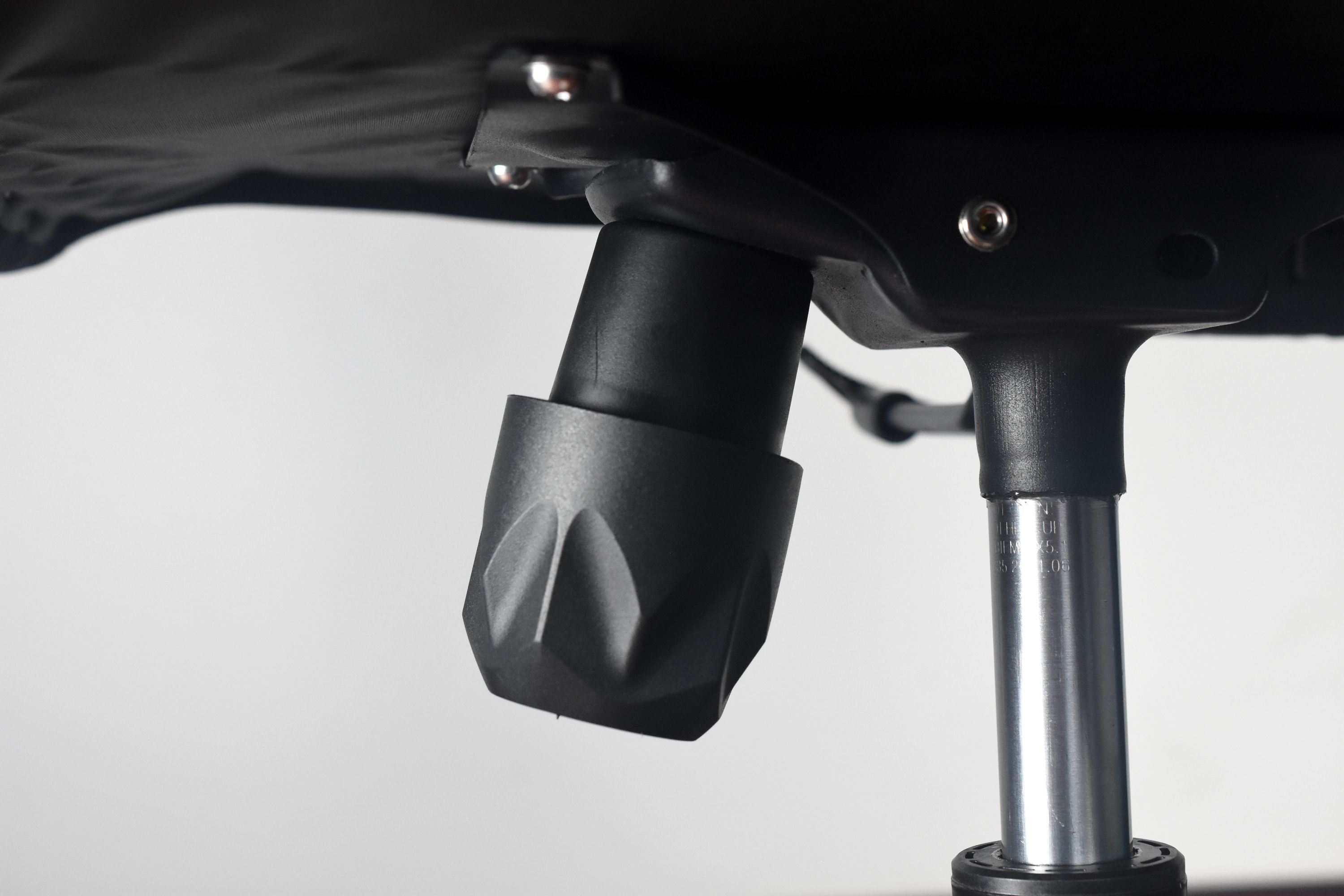 玻璃纤维|宝华贝轩护腰电脑椅J138A体验，谁说百元没有好电脑椅？