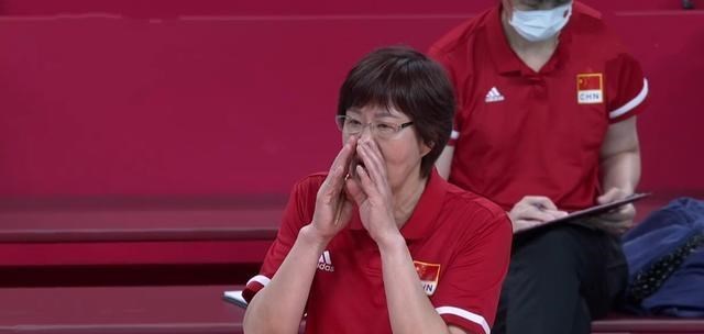 美甲|中国女排遇开门黑，赛后郎平公开反思，5个字太扎心，还提了朱婷