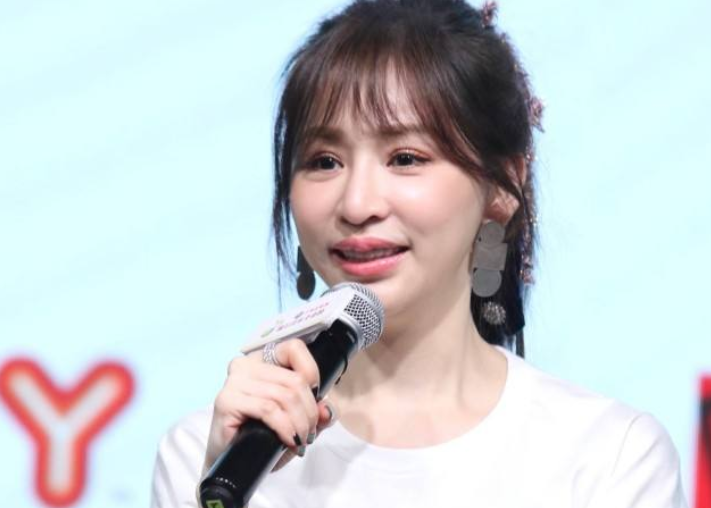 王心凌|王心凌身材管理很优秀,只可惜医美之后,这张脸不如当初自然了