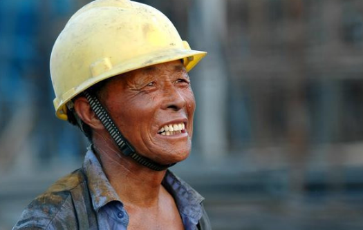 医生|52岁农民工养生5年，肝硬化转癌，大夫：早起1习惯，相当于自毁肝脏