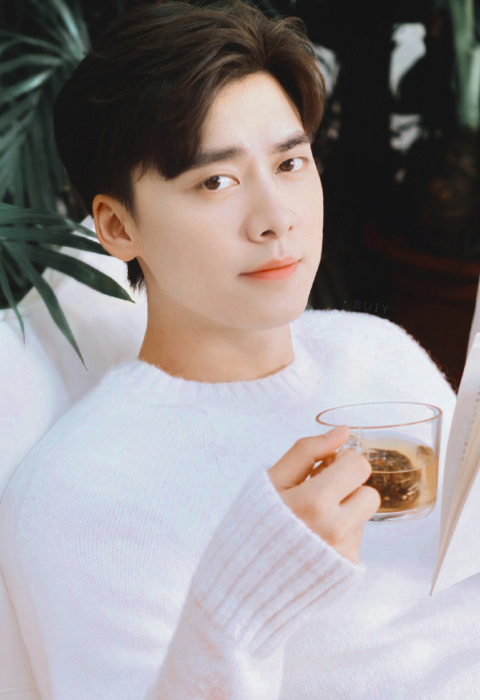 毛不易|小崔爱吃瓜：杨紫，毛不易，徐正溪，林彦俊，李易峰