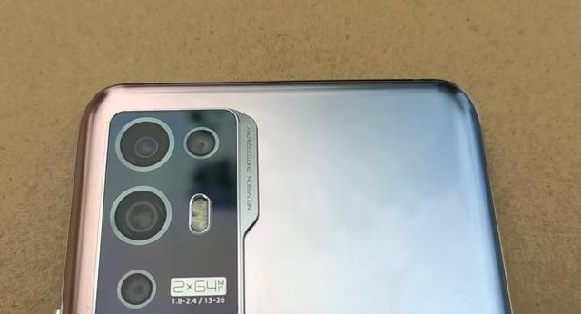 吴有情聊|5nm芯片+LPDDR5+144Hz高刷,跌至2498元,你们还不买吗?