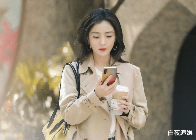 杨幂|《斛珠夫人》刚收官，杨幂又一新剧拿到许可证，男主还小9岁